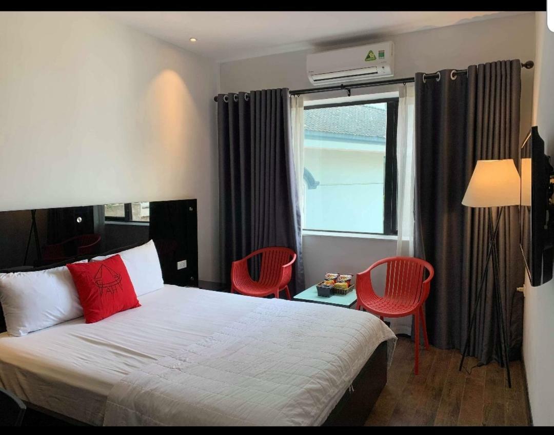 Anh Hong Khách sạn 3*